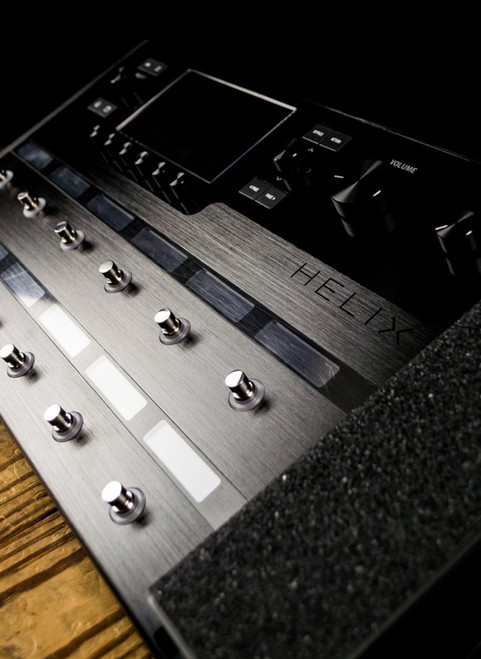 Line 6 Helix Guitar Multi-Effects Processor