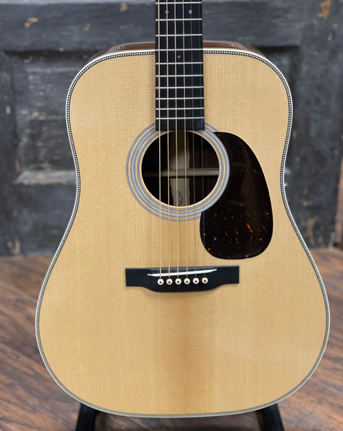 Martin D-28 Authentic 1937 Acoustic Guitar with Case