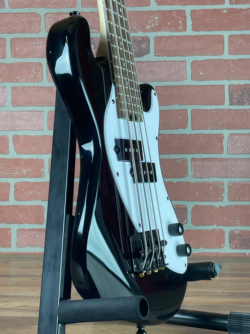 Kala Solid Body 4-String Jet Black Fretted U-Bass