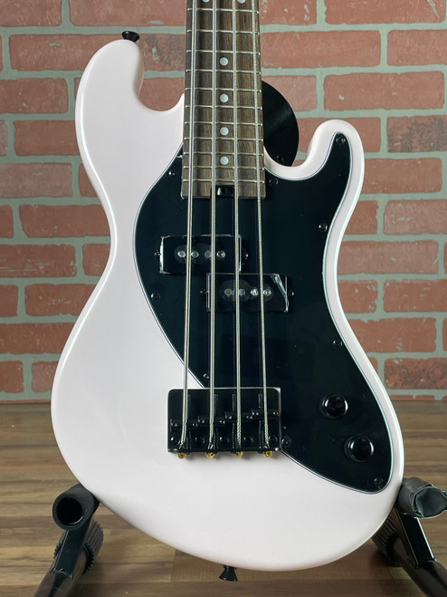 Kala Solid Body 4-String Pale Pink Fretted U-Bass