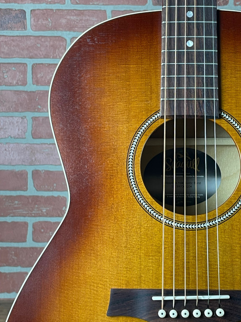 Seagull Entourage Folk Rustic Burst Acoustic Guitar Seagull Entourage Folk Rustic Burst Acoustic Guitar