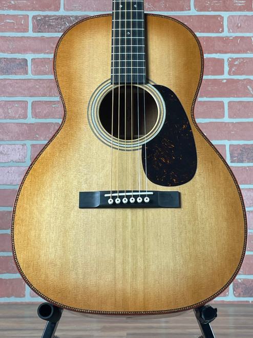 Martin Custom Shop "00" Grand Concert 12-Fret Acoustic Guitar