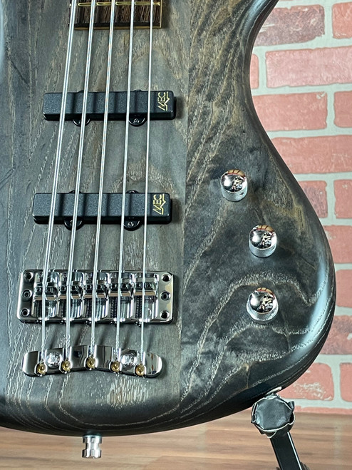 Warwick Pro Series Corvette Standard 5-string Electric Bass Guitar - Nirvana Black Transparent Satin