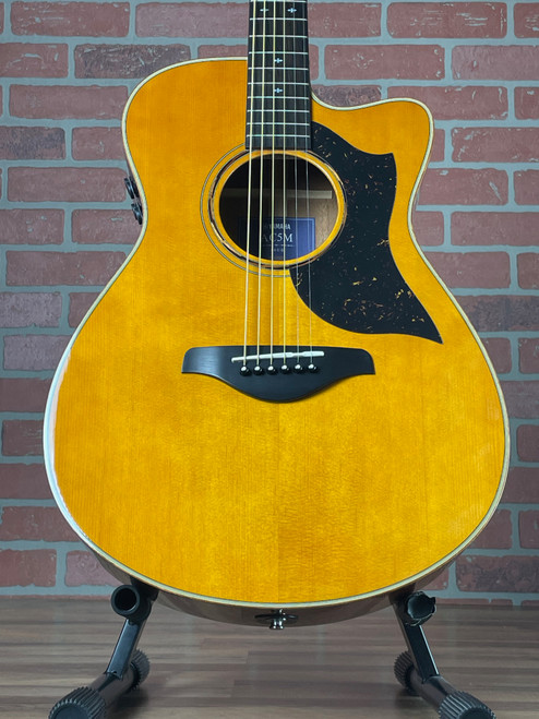 Yamaha AC3R ARE Vintage Natural Acoustic/Electric Guitar at No