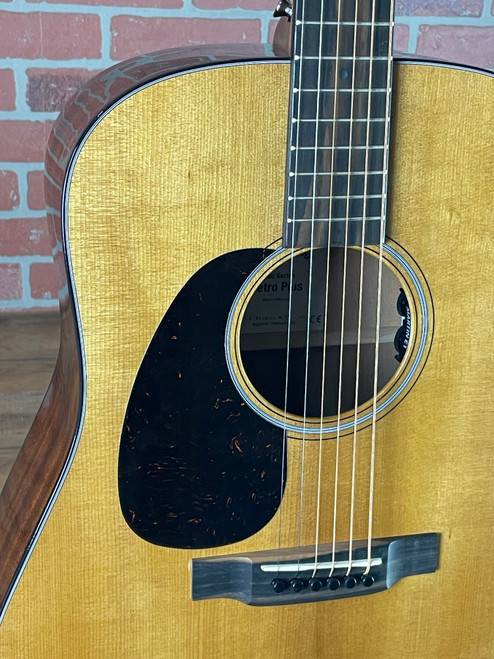 Martin DE Retro Plus Mahogany Left-Handed Acoustic-electric Guitar