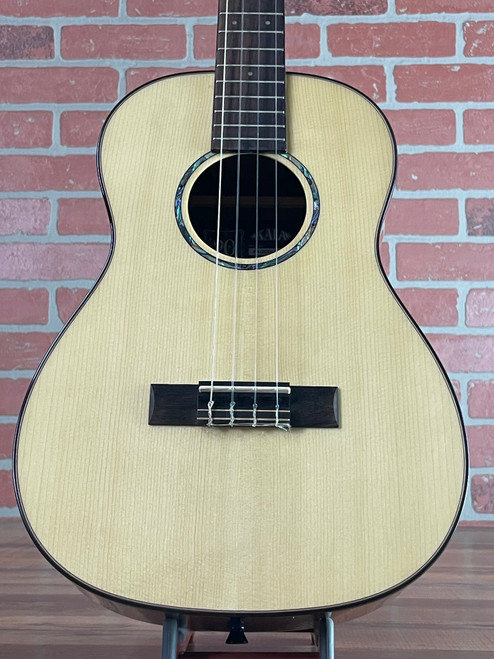 Kala 20th Anniversary Solid Spruce Top Quilted Sapele Baritone Ukulele (w/ Bag)