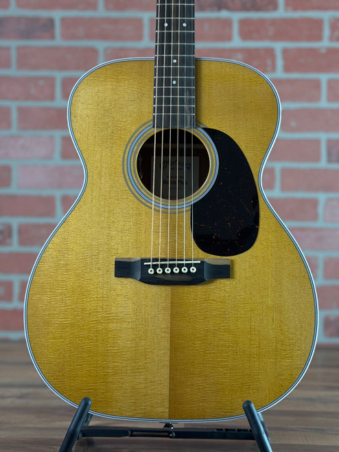 Martin Road Series 000E Retro Plus Granadillo Acoustic-Electric Guitar - Natural Aging Toner