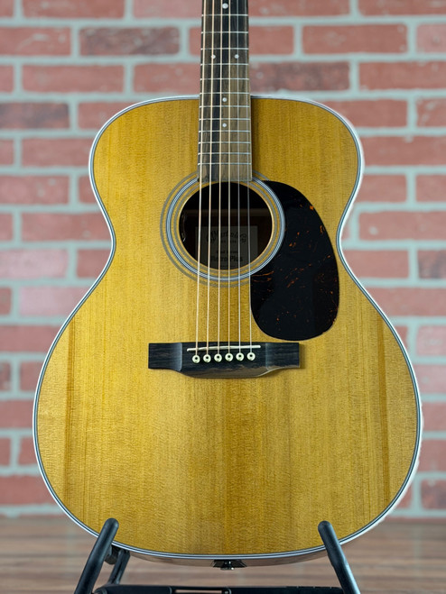 Martin Road Series 000E Retro Plus Granadillo Acoustic-Electric Guitar  - Natural Aging Toner