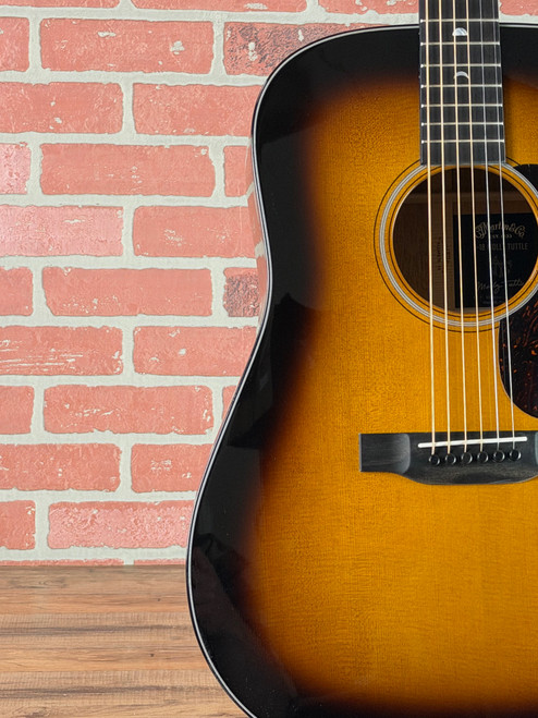 Martin D-18 Molly Tuttle Acoustic Guitar - Vintage Sunburst