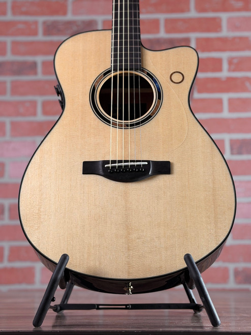Yamaha TAS3 C TransAcoustic Acoustic-Electric Guitar - Natural