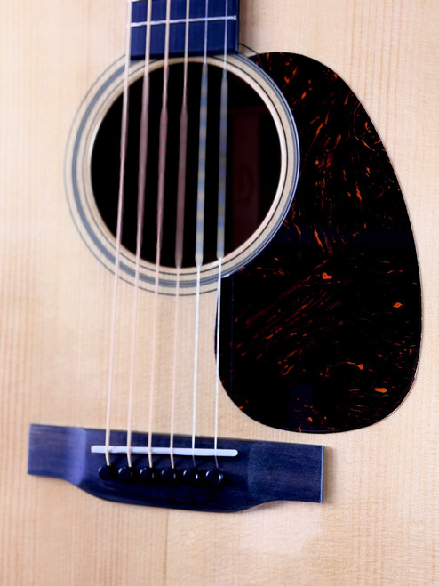 Martin Custom Shop D-18 2025 Acoustic Guitar - Natural