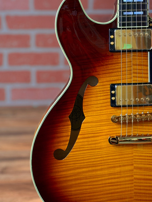 Yamaha SA2200 Violin Semi-Hollow Electric Guitar - Violin Sunburst