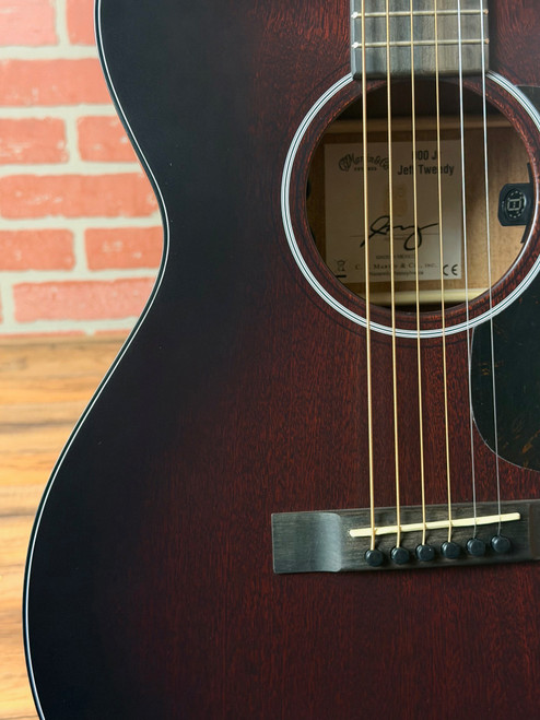 Martin 000JR-E Jeff Tweedy Junior Size Acoustic-Electric Guitar - Tweedy Burst