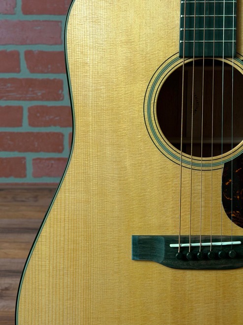 Martin D-18 Standard Series Acoustic Guitar - Natural w/ Aging Toner