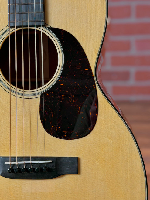 Martin 00-12FDB Grant Concert Engelmann Spruce & Sinker Mahogany Acoustic Guitar - Natural Aging Toner