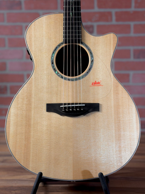 Kepma Elite Series GA2-140A Grand Auditorium Acoustic-electric Guitar - Natural Gloss w/ AcoustiFex Pickup System (Store Demo)