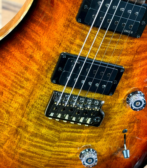 PRS Custom 24 "Sprayer's Choice" Mango Top Limited Edition Electric Guitar - Custom Amber-to-Orange Burst