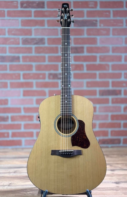 Seagull by Godin Guitars S6 Original Presys II Dreadnought Acoustic-electric Guitar - Natural Semi-Gloss