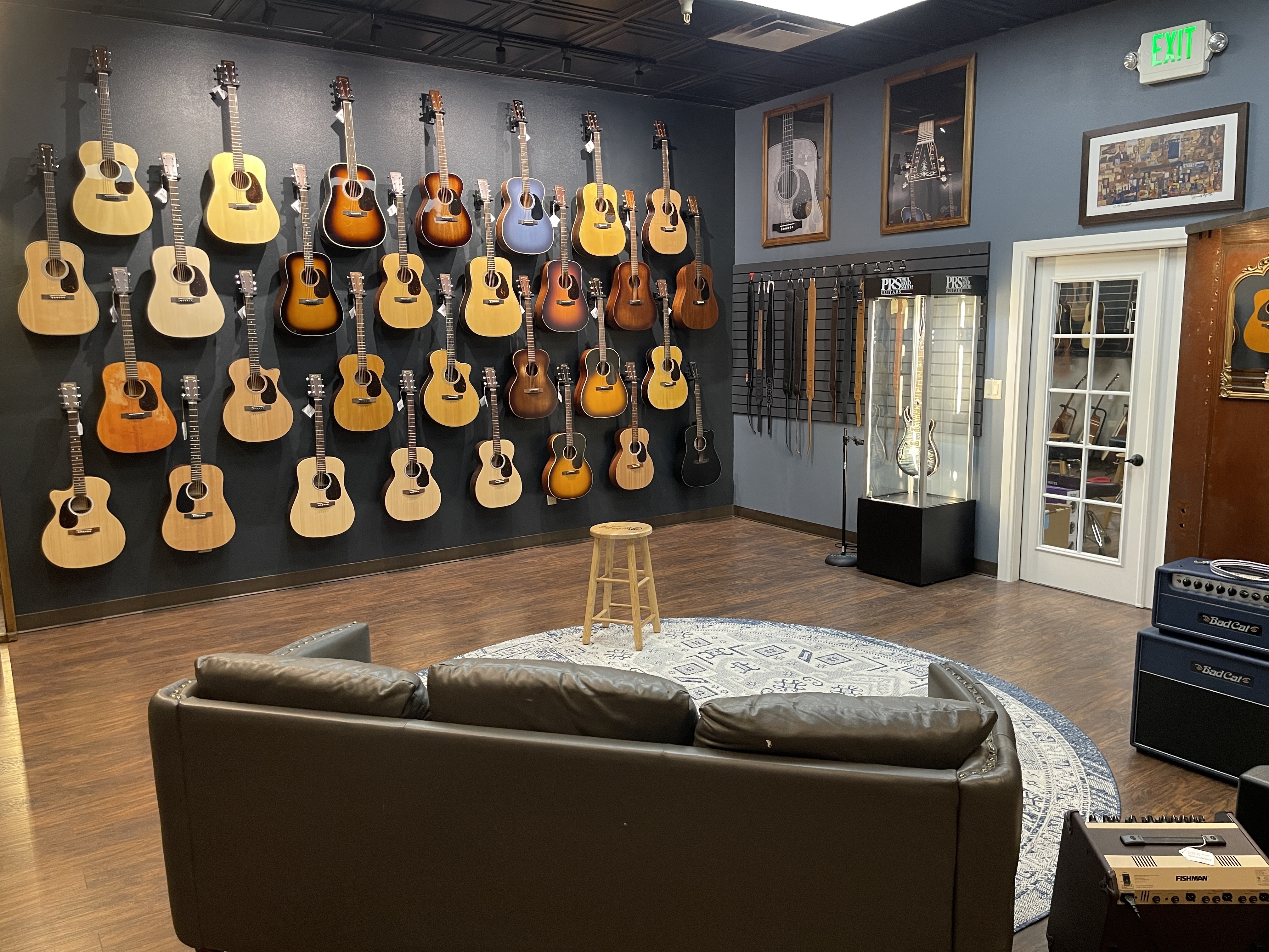 The Lounge at No Limit Guitar Co