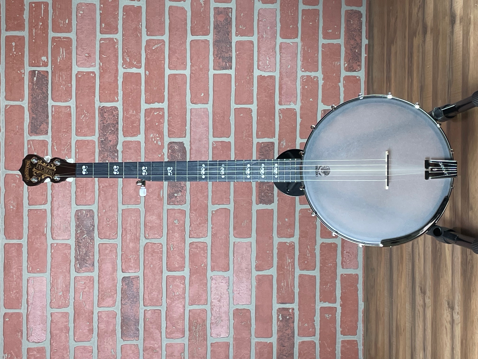 Deering Artisan Goodtime Americana Banjo at No Limit Guitar Co.