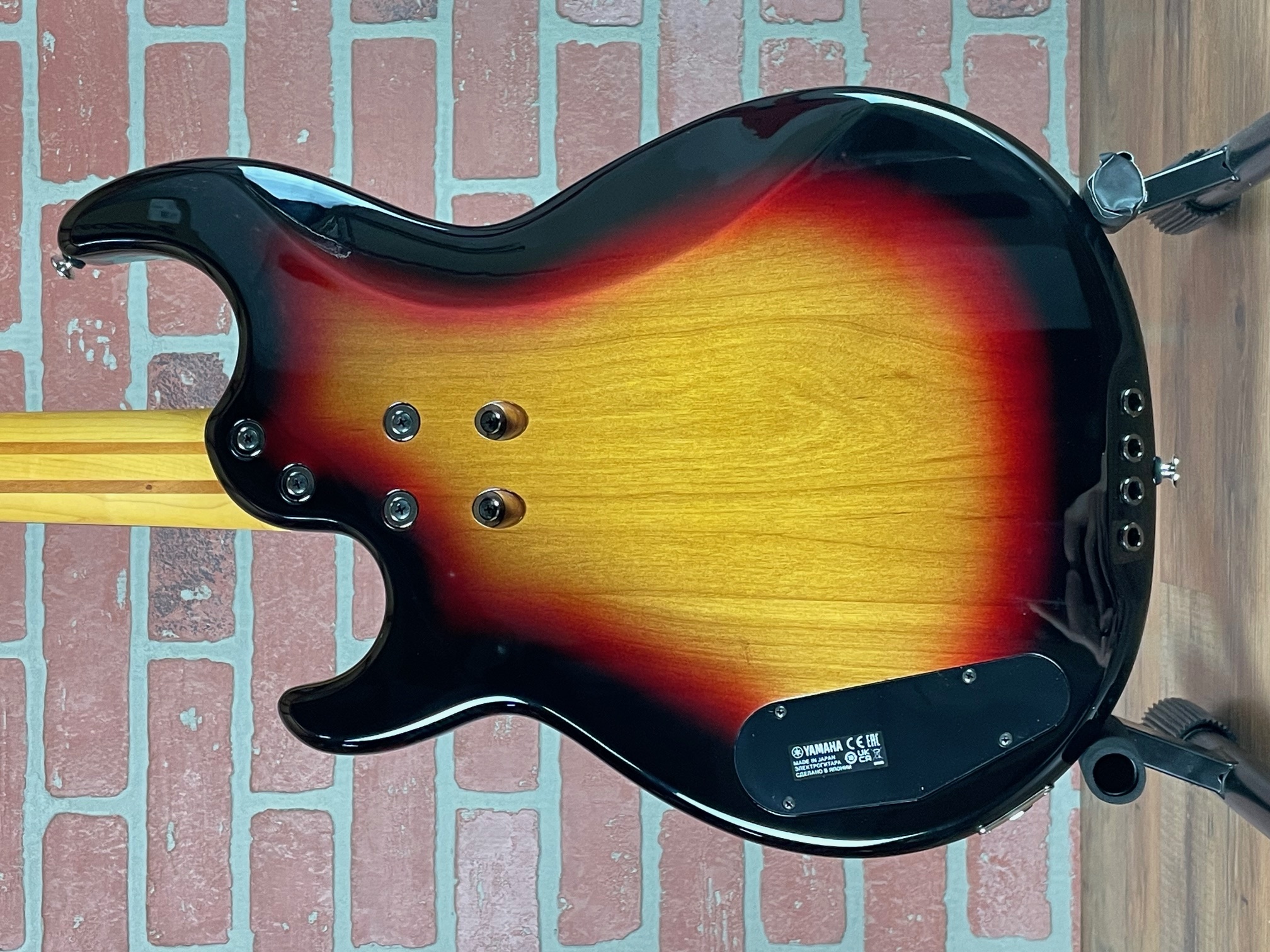 ベース YAMAHA BBP34 Vintage Sunburst Yamaha BBP34 4-string Bass Guitar - Vintage Sunburst