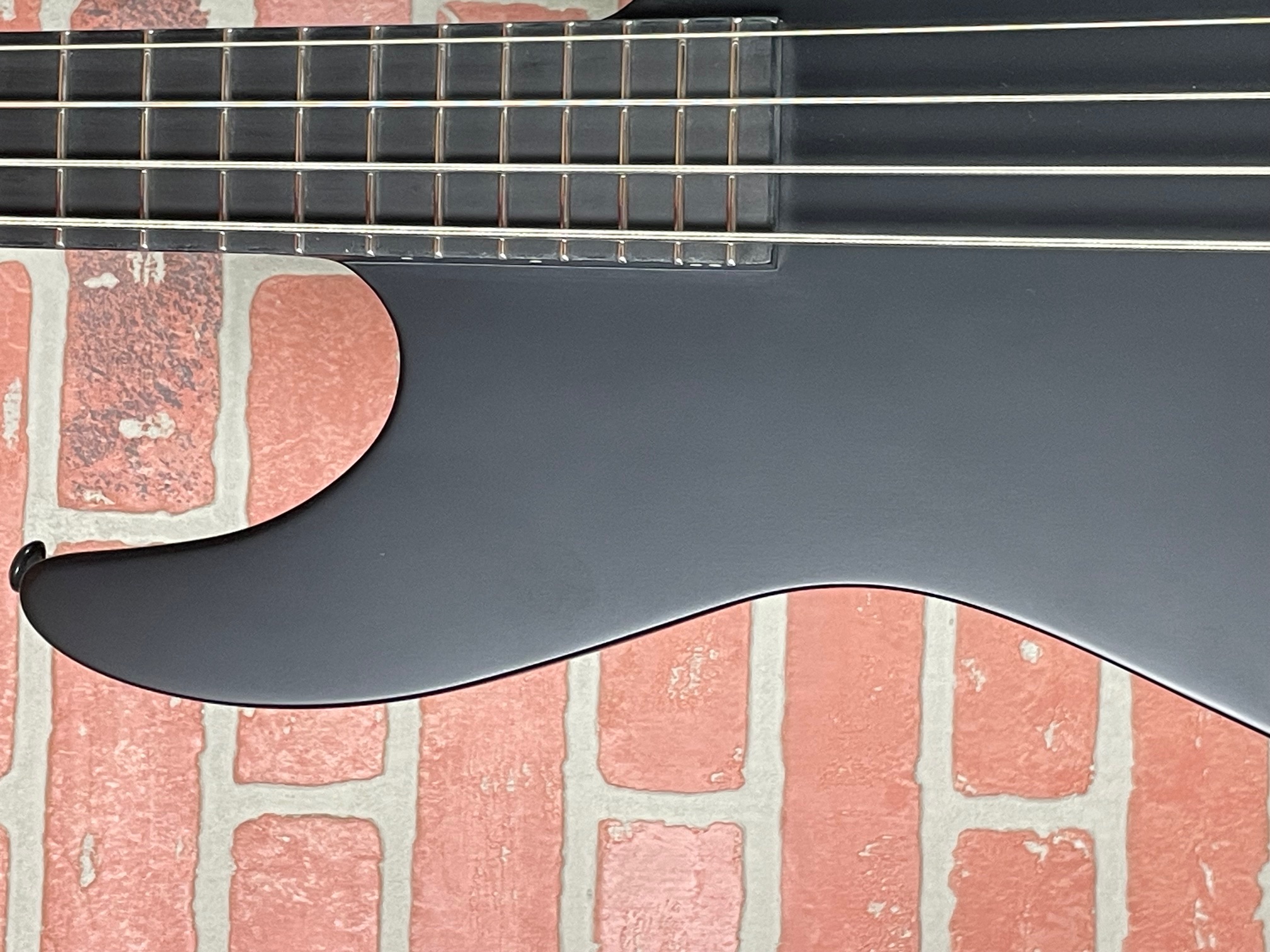 マ*1様 ESP bass guitar エレキベース Amazon.com: ESP LTA604FRXBLKS Bass Guitar, Black Satin
