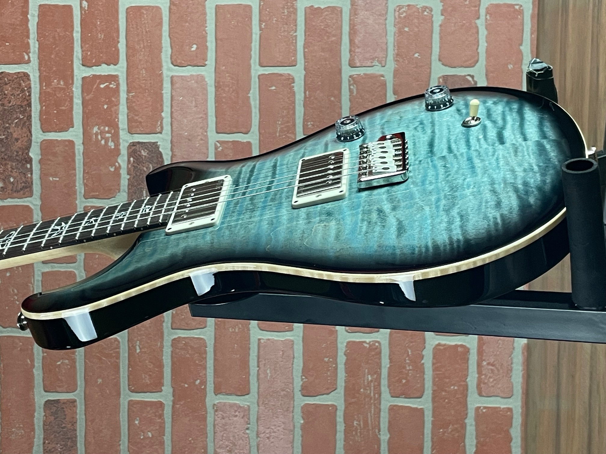Shop PRS CE 22 Electric Guitar - Faded Blue Smokeburst | No Limit