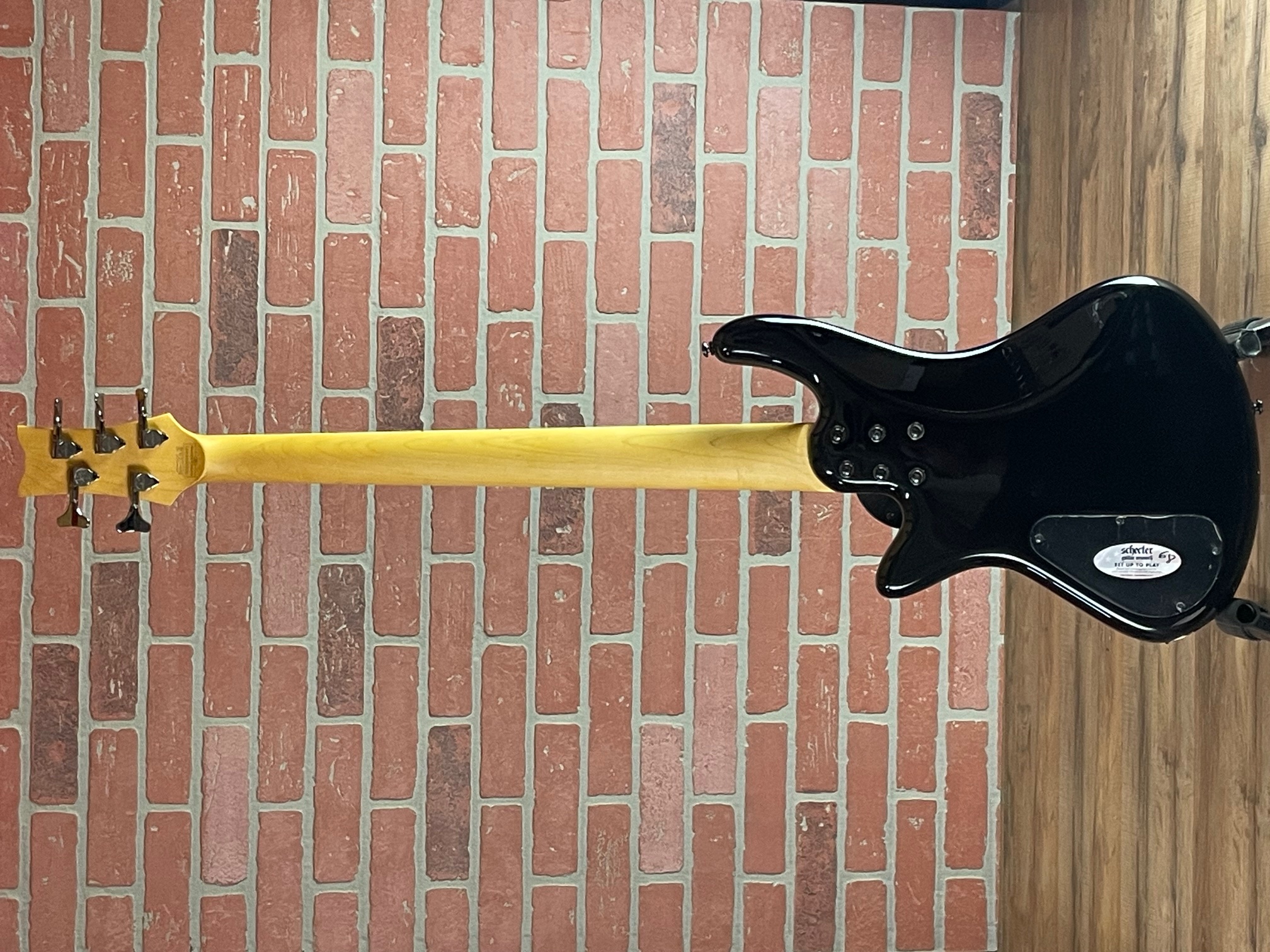 Schecter Stiletto Bass Guitar Black Extreme-5 - 0 Extreme Cherry
