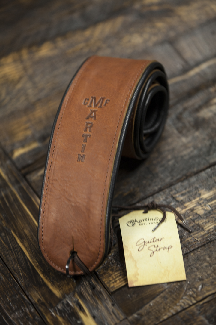 Martin Premium Brown Rolled Leather Guitar Strap (18A0028) at No ...