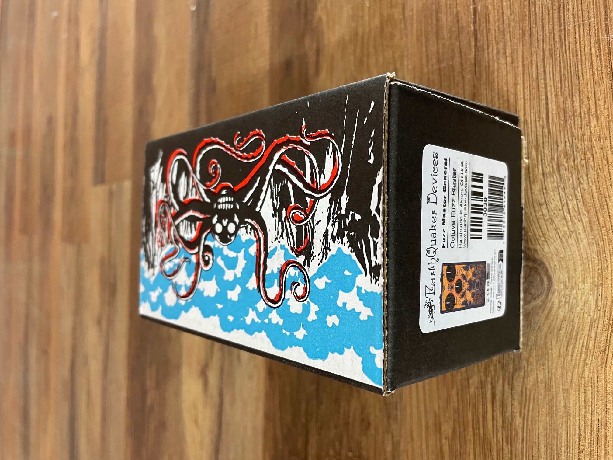 Shop Earthquaker Devices Fuzz Master General - Octave Fuzz Pedal