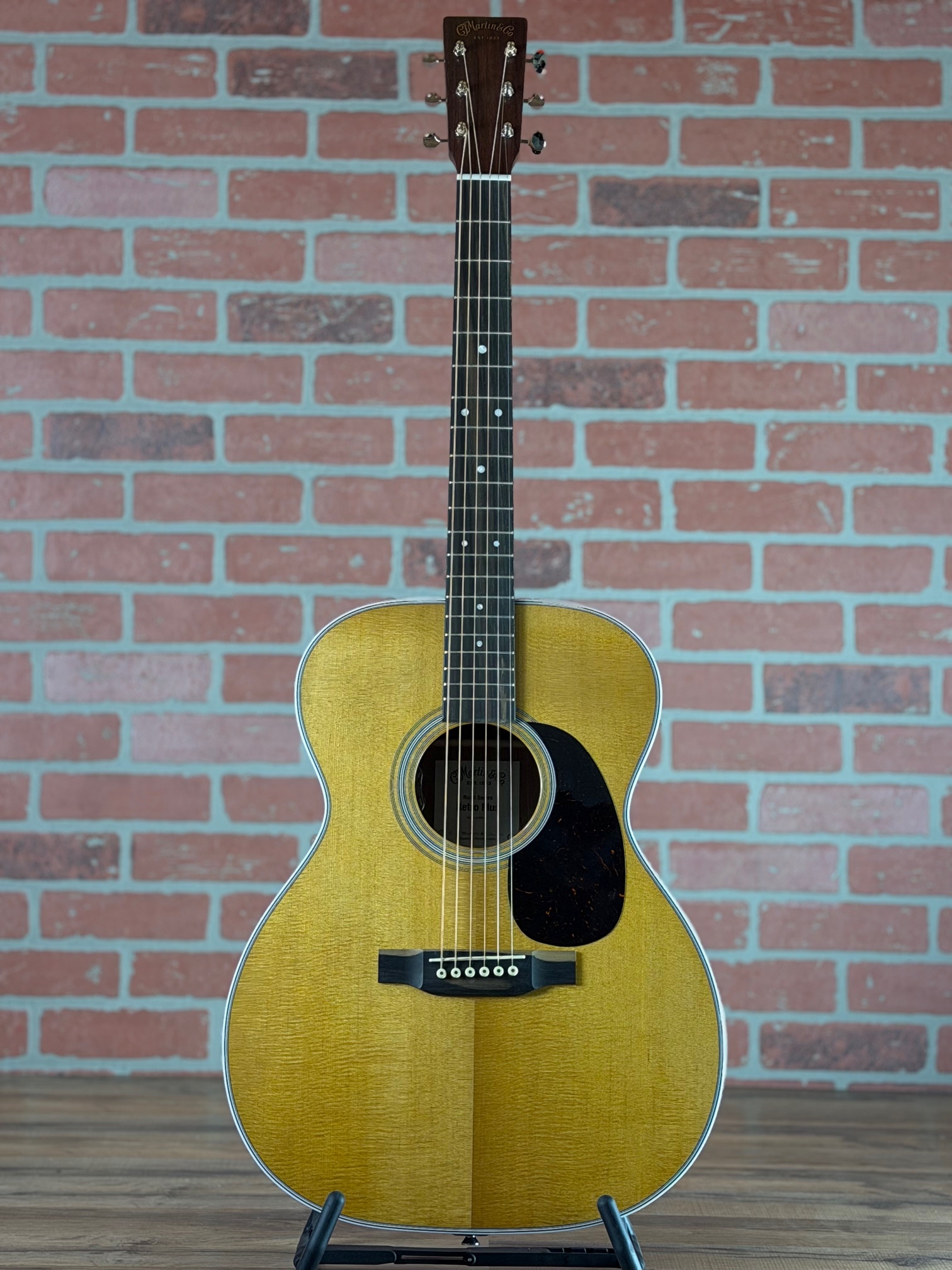 Shop Martin 000E Retro Plus Granadillo Guitar | No Limit Guitar Co