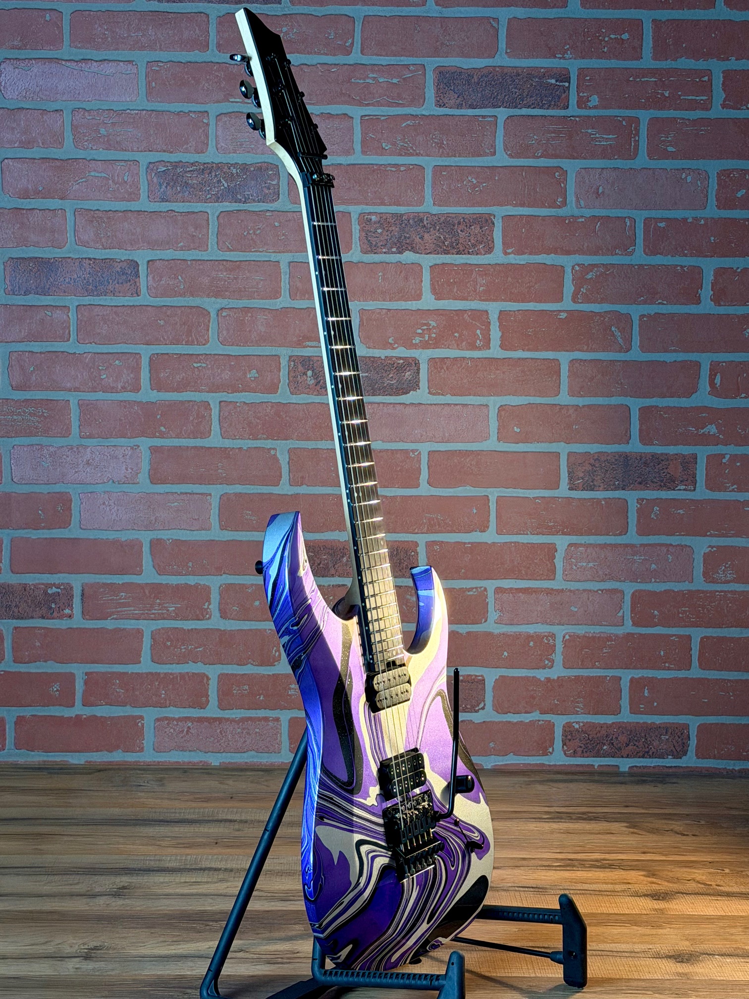 Shop Schecter USA Custom Shop Sunset Extreme FR - Purple Swirl