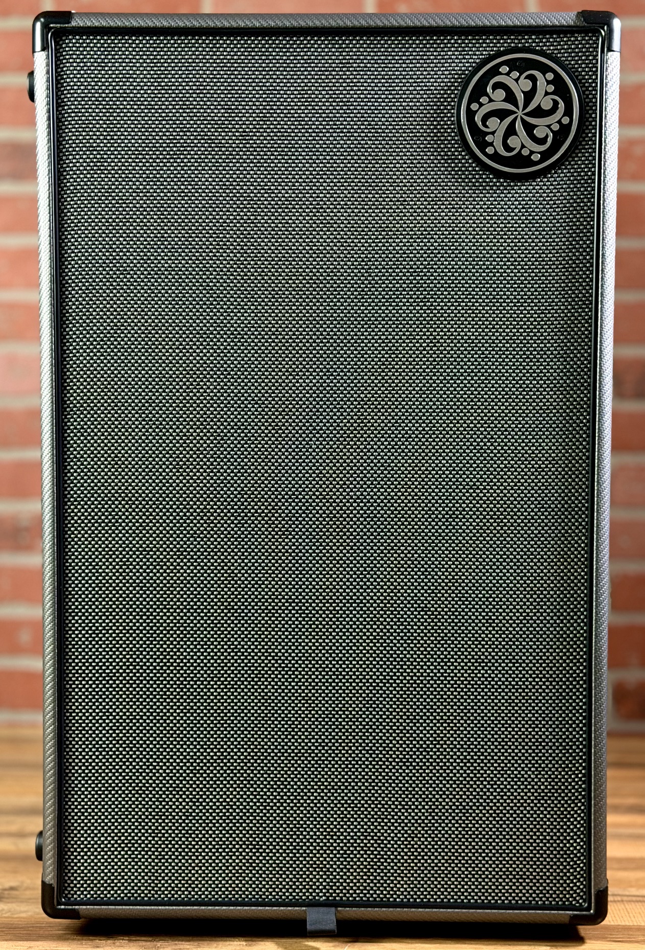 Darkglass DG212N ベース スピーカー キャビネット 2x12 Shop Darkglass DG212NE 2x12 Bass Cabinet | No Limit Guitar Co
