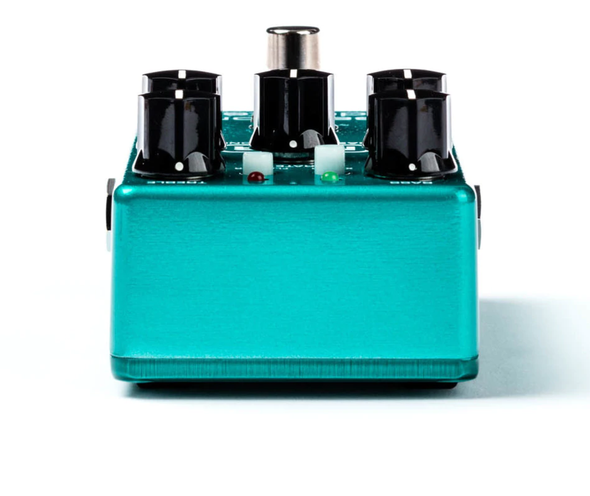 MXR® BASS CHORUS DELUXE at No Limit Guitar Co