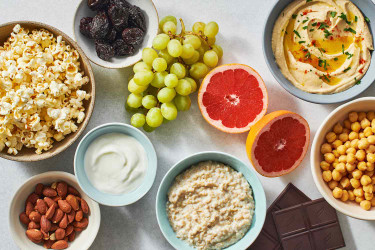 25 Diet Friendly Snacks: Master Healthy Snacking