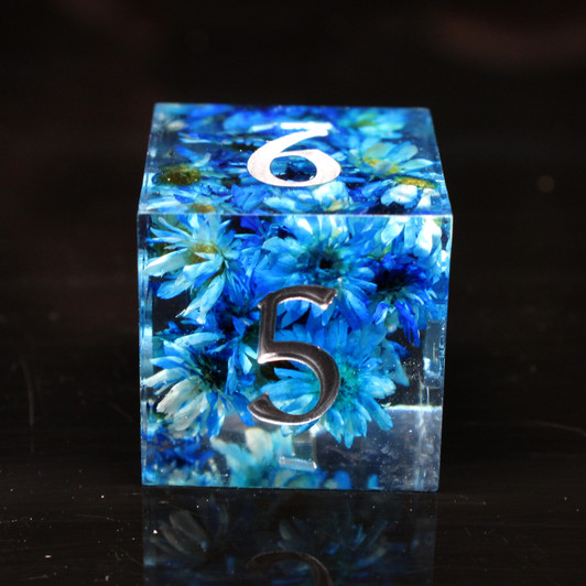 Old School Dice: Sharp Edged 7-Piece Dice Set - Blue Flower