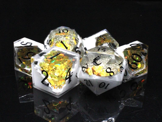 Old School Dice: Sharp Edged 7-Piece Dice Set - Geode - Gold w/ White
