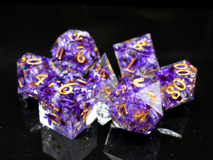 Old School Dice: Sharp Edged 7-Piece Dice Set - Purple Flower