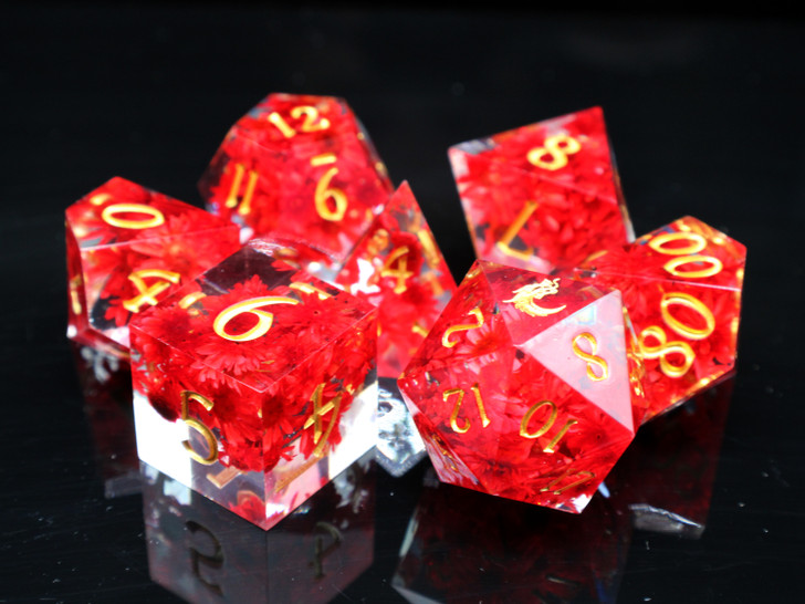 Old School Dice: Sharp Edged 7-Piece Dice Set - Red Flower