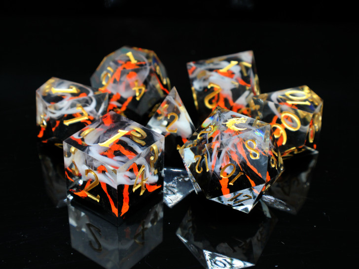 Old School Dice: Sharp Edged 7-Piece Dice Set - Lava Flow Red