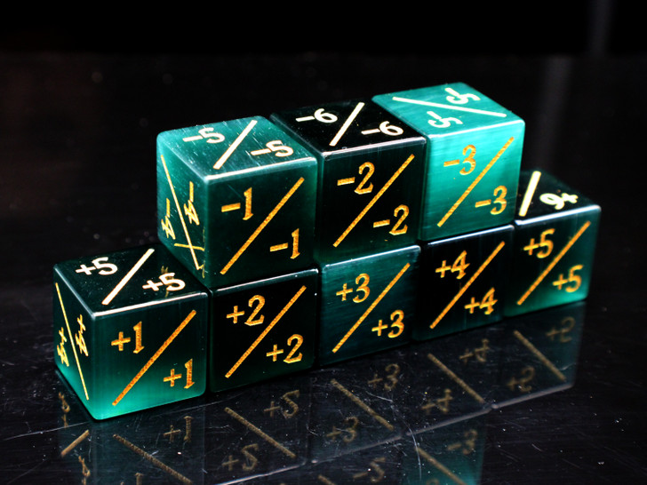 Old School Dice: +/- Counter Dice - Gemstone - Cat's Eye Green