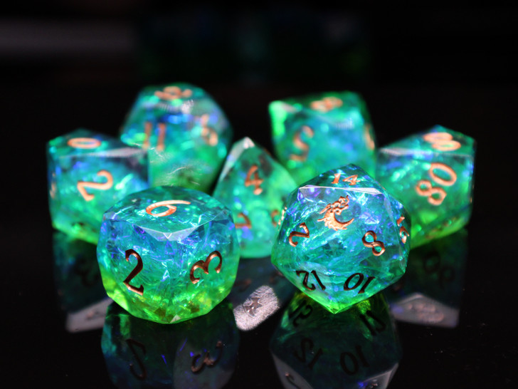 Old School Dice: Sharp Edged 7-Piece Dice Set - Diamond Cut - Coral Reef