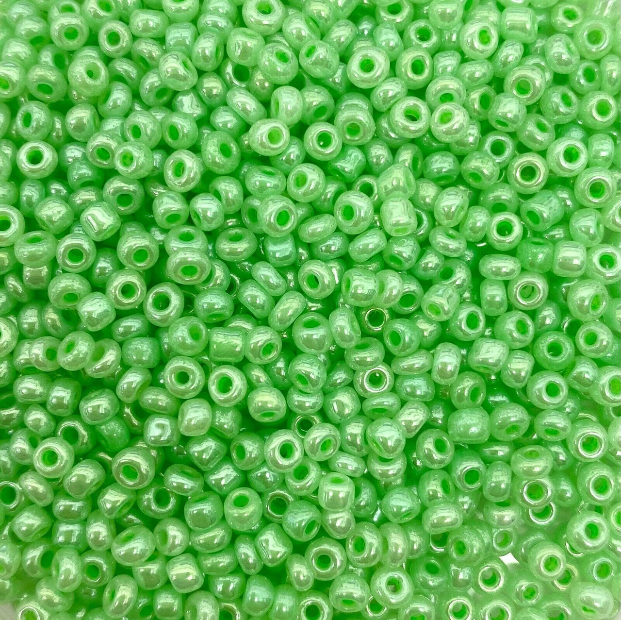 Apple Green Ceylon 6/0 seed beads