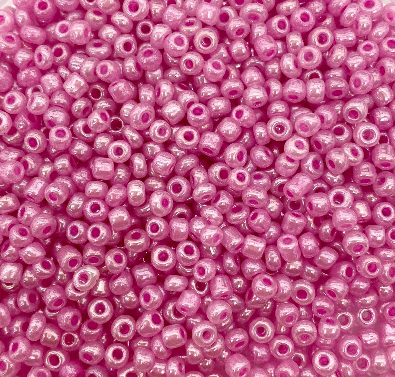 Mauve Ceylon 6/0 seed beads