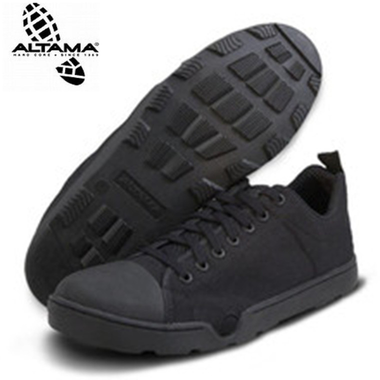 Our Altama Maritime Boot is made for all tactical water operations. With a fin friendly fit, this boot will fit just about any dive fin used by Militaries worldwide.