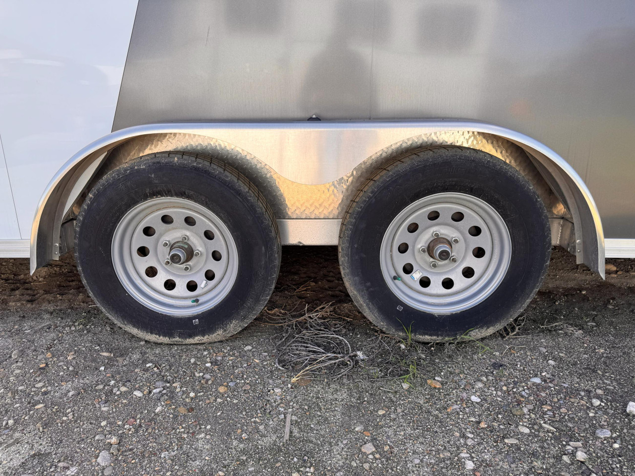 Alcom 2023 Stealth Limited 90"x20' V-Nose Cargo Trailer | Tandem Axle 7K
