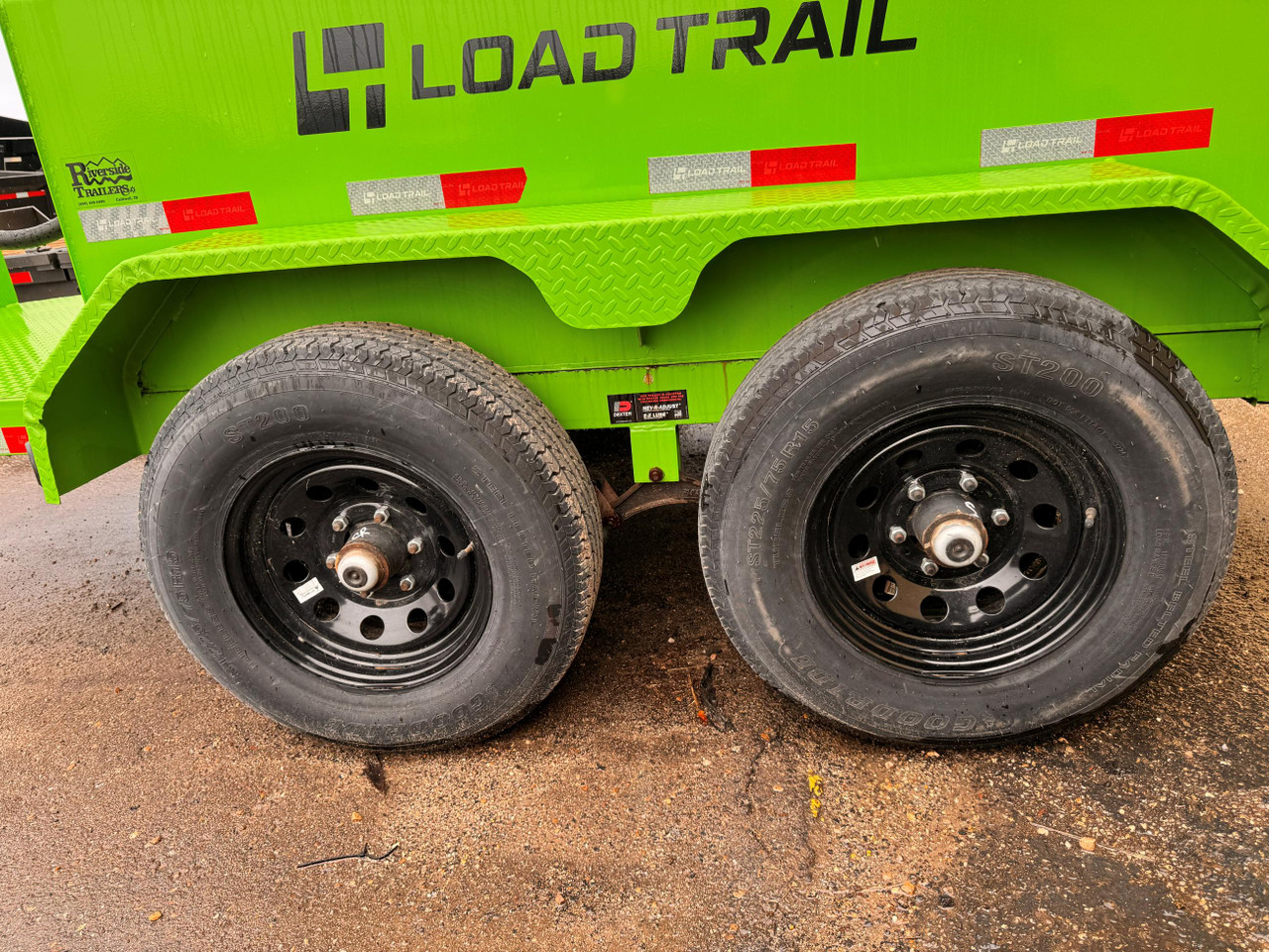Load Trails 2025 Refueling Trailer | Tandem Axle 9.99K