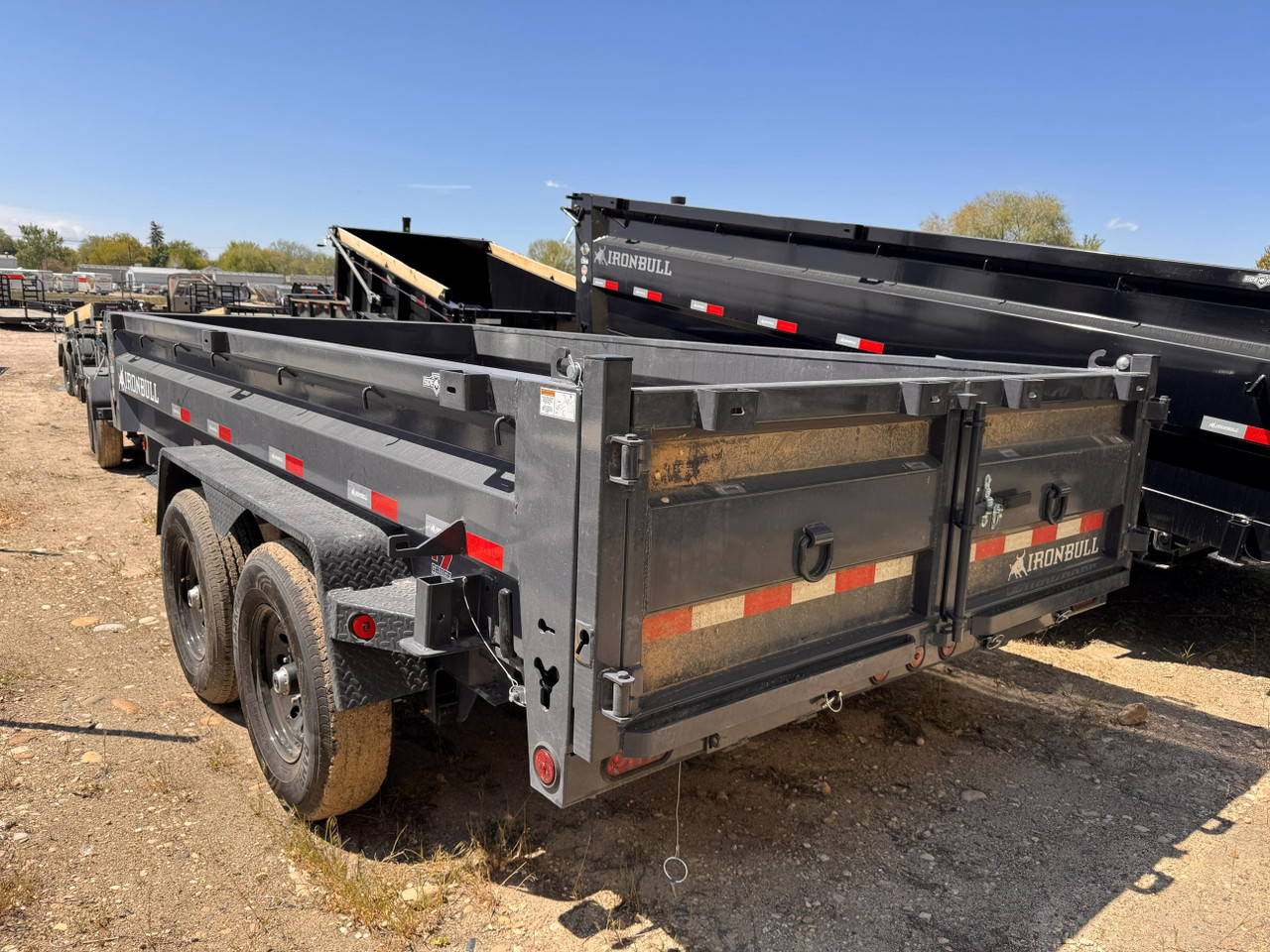 Iron Bull 2026 DWB 83"x14' Scissor Dump Trailer | Tandem Axle 14K