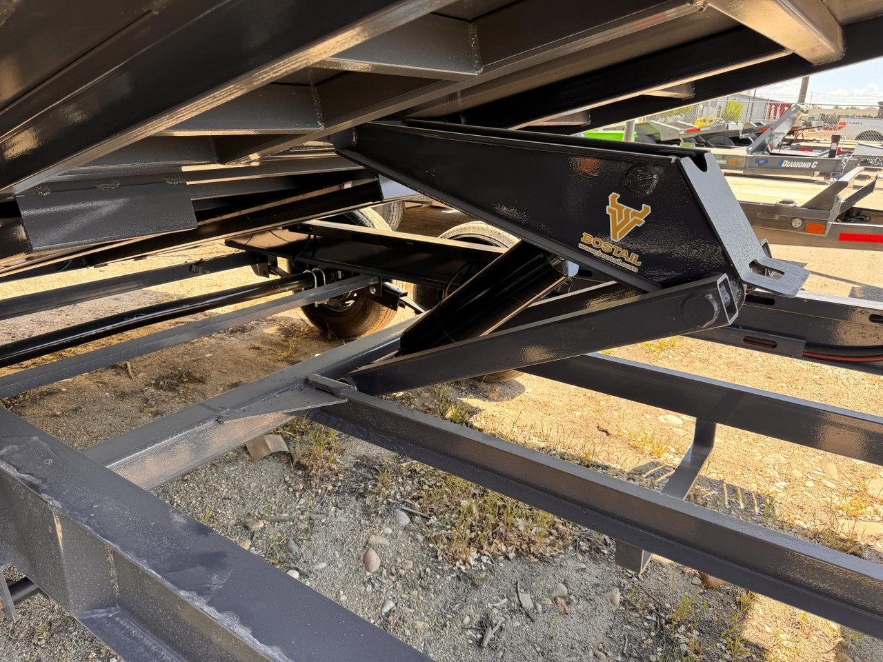 Iron Bull 2026 DWB 83"x14' Scissor Dump Trailer | Tandem Axle 14K