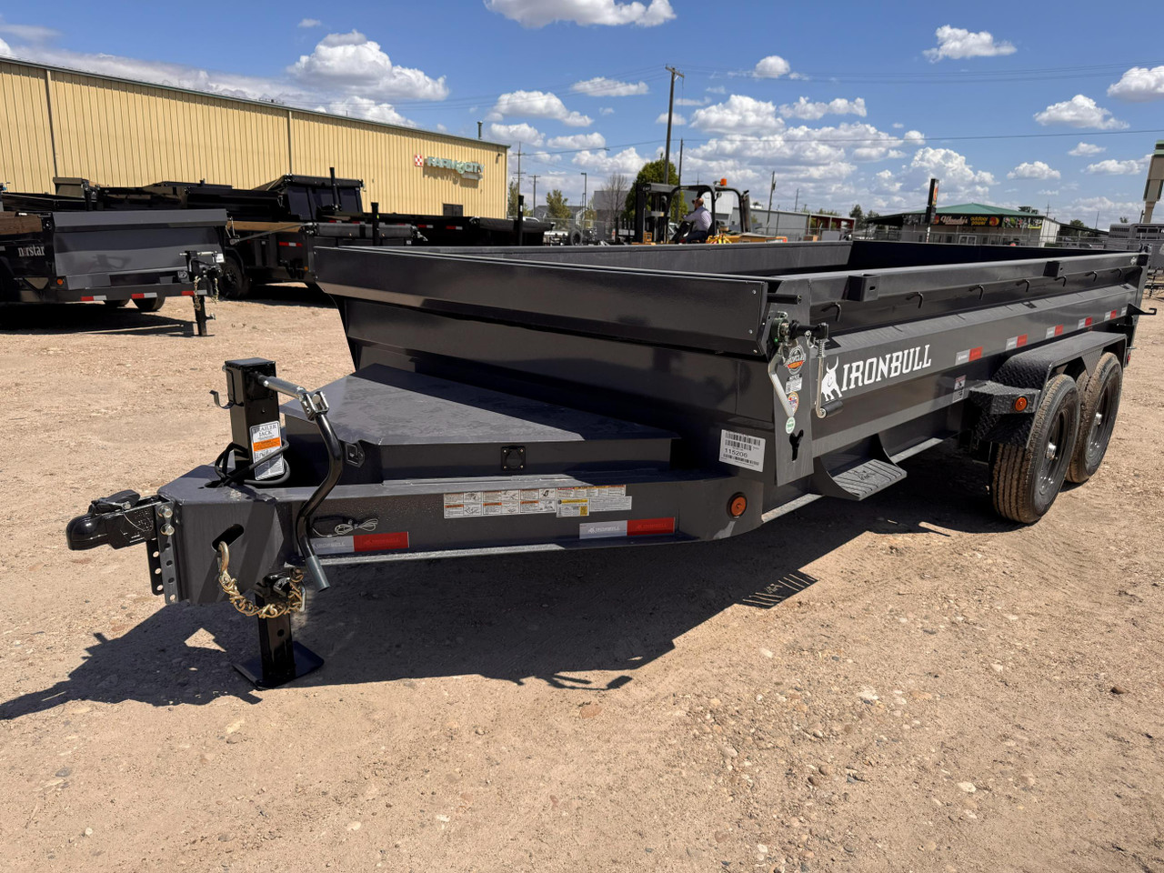 Iron Bull 2026 DWB 83"x16' Scissor Dump Trailer | Tandem Axle 14.999K